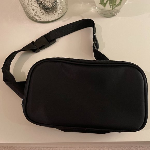 Black Fanny Pack (with many pockets) - Picture 3 of 6